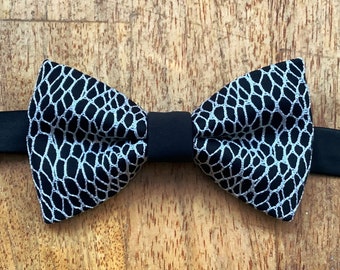 Black bow tie with spiderweb pattern, black and white bow tie, goth bow tie, formal wear, easy clip, pretied