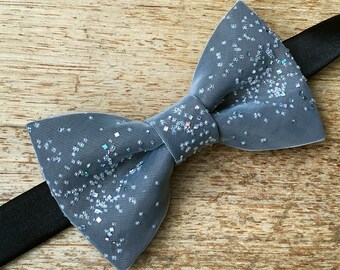 Gray glitter bow tie for men, with tiny shimmering gemstones, adjustable neck size, pretied