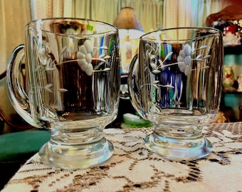 Set of 2 RARE #565 Princess House Heritage LARGE Mugs 5 1/4 Inch Floral Pattern Etch
