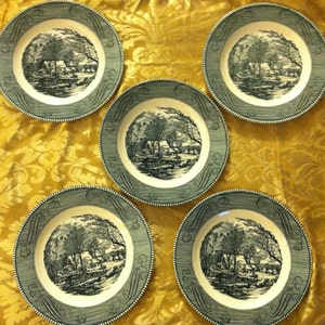 Vintage SET of 5 Currier & Ives Dinner Plates 1950s &quot;The Old Grist Mill&quot; Royal China Collectible Dishes Blue and White Transferware Pattern