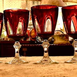 Vintage SET of 10 Gothic Pattern FRENCH CRYSTAL Ruby Red & Clear Faceted Stem Old Style Wine Glass Made by Cristal d&#39;Arques-Durand in France