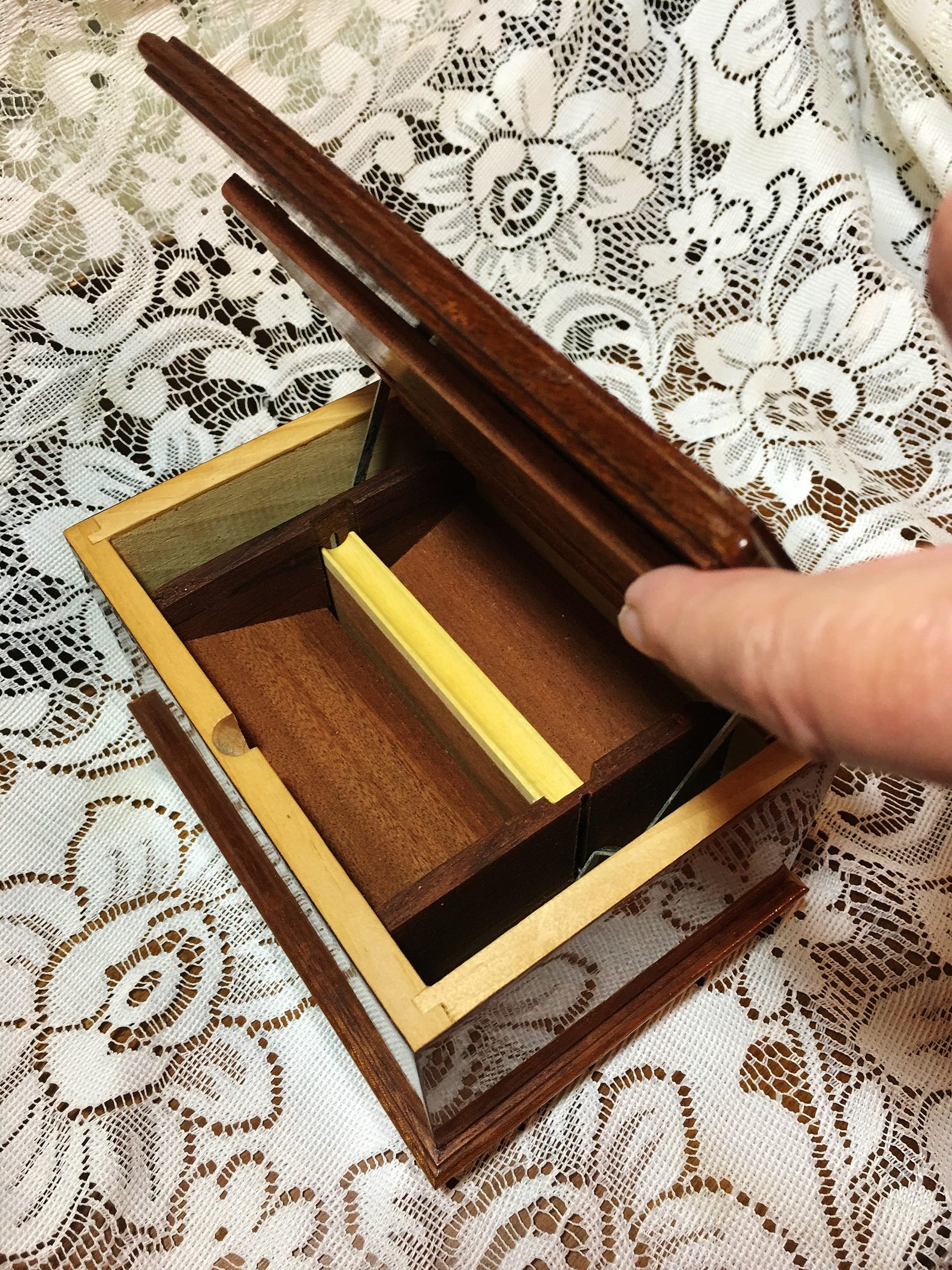 Vintage Italian Inlaid Wooden CIGARETTE Dispenser MUSIC BOX Etsy