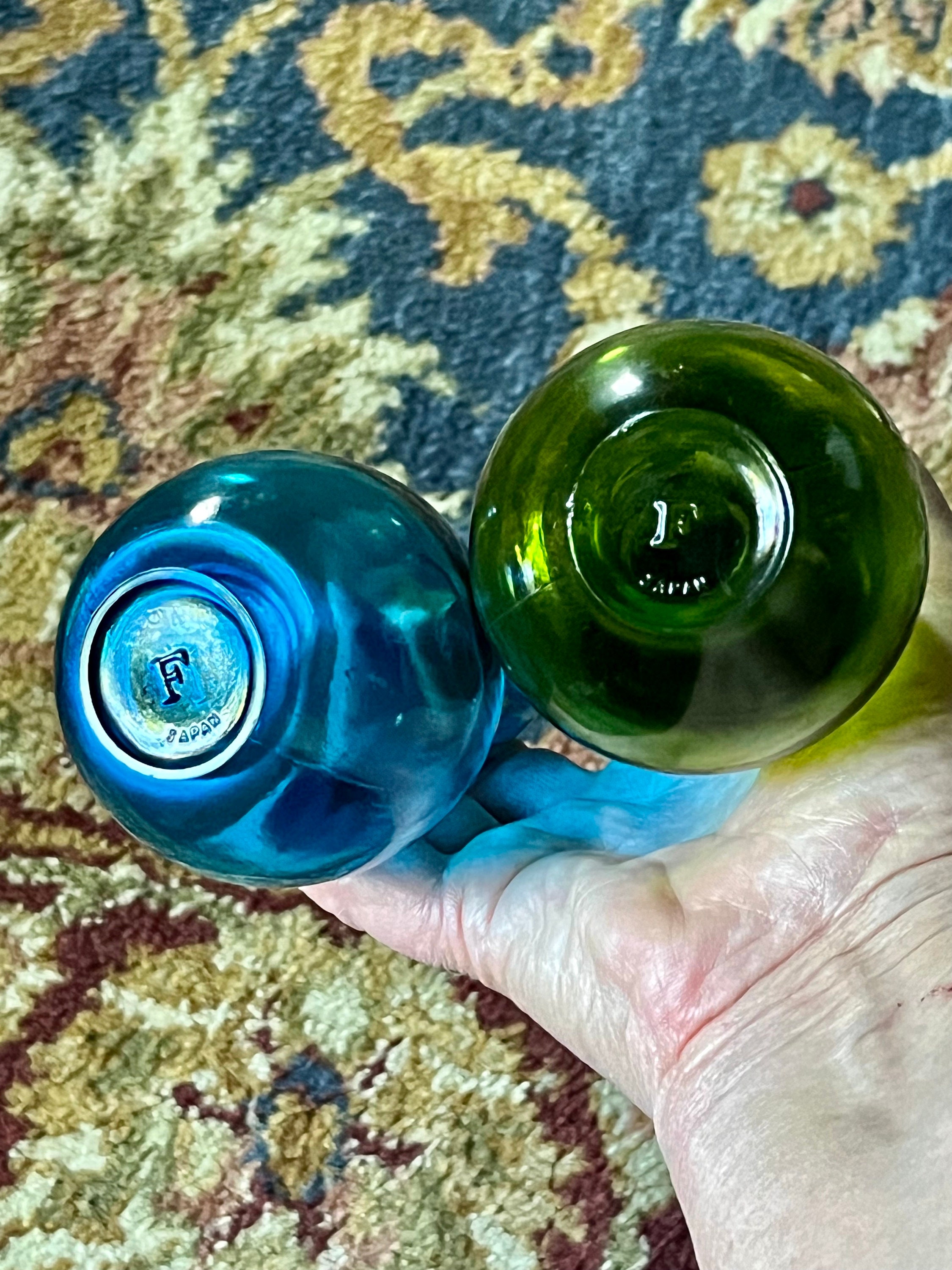 Vintage Collectible Glass Light BULB Salt & Pepper SHAKER