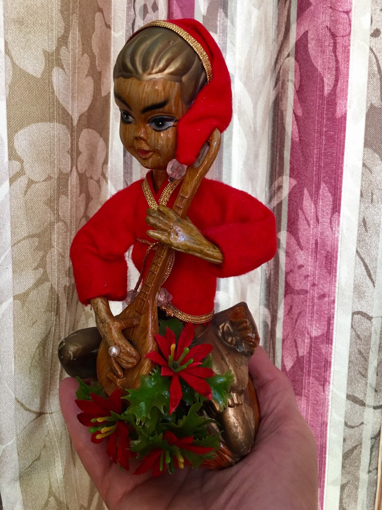 人気の新作 CHRISTMAS Celluloid VINTAGE ELVES Elf Pixie-like Troubador 3 アメコミ
