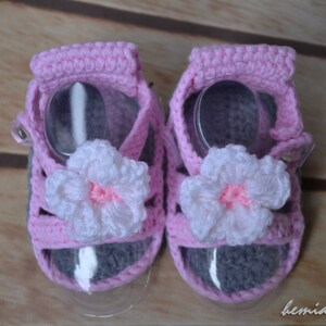 Cochet Baby Girl Shoes,Crochet Pink  Baby  girl sandals,Baby  shoes ,  Crochet  Newborn Shoes,Baby Shoes,  Baby Shoes