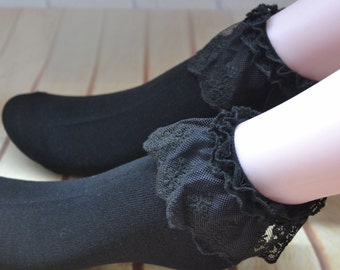 Black womens lace  ankle socks,   black  lace socks, Lace Ankle Socks,black   lace socks,short boot socks, ladies hosiery lace cuff socks .