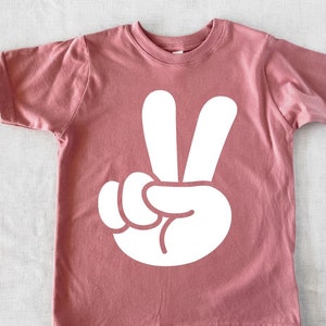 Second Birthday Shirt 2nd Birthday Outfit TWO Legit to Quit I'm Two Years Old Finger Birthday Shirt Toddler Birthday Tee