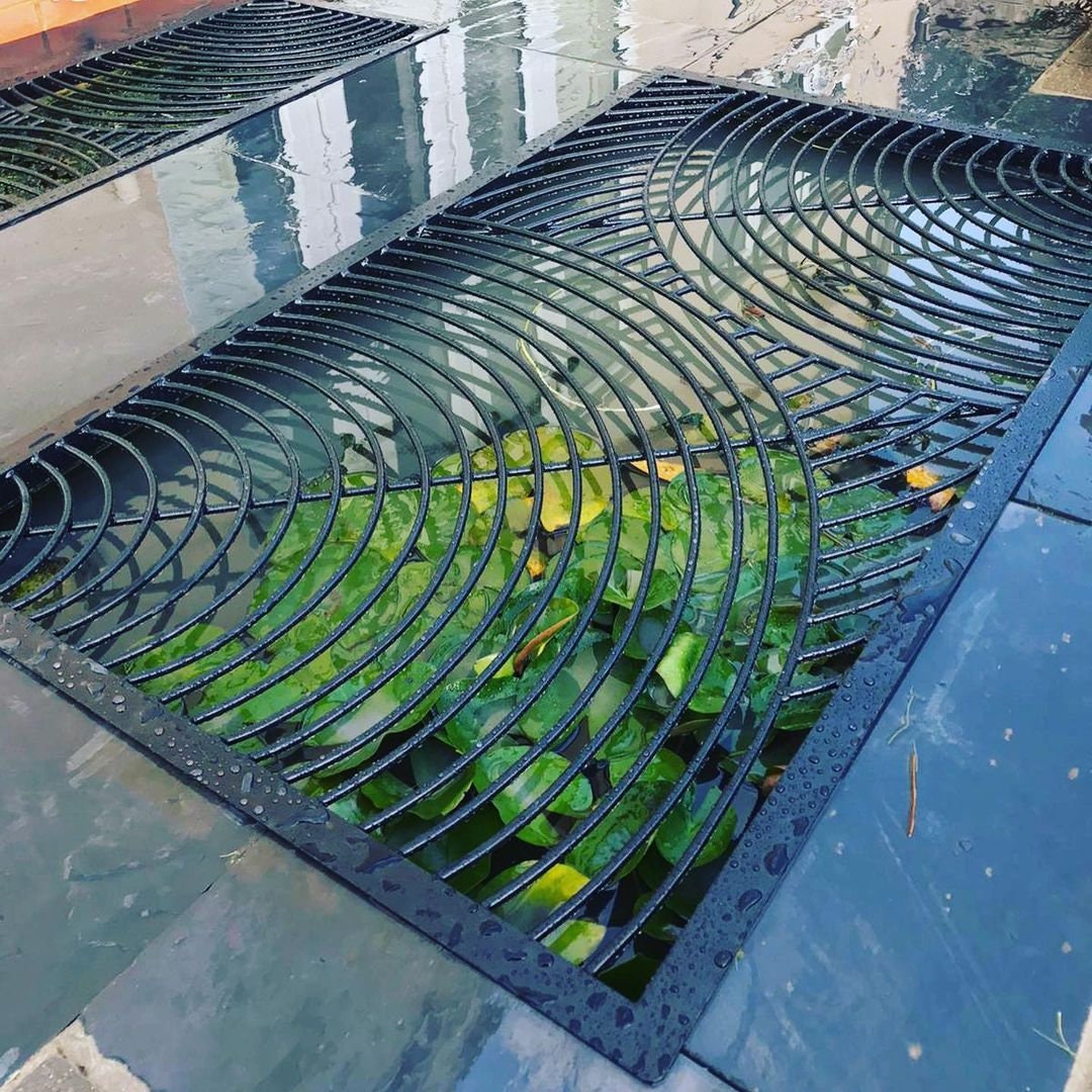 Garden Pond Cover/ Metal Pond Cover/ Garden Decorations/ Ripple Effect