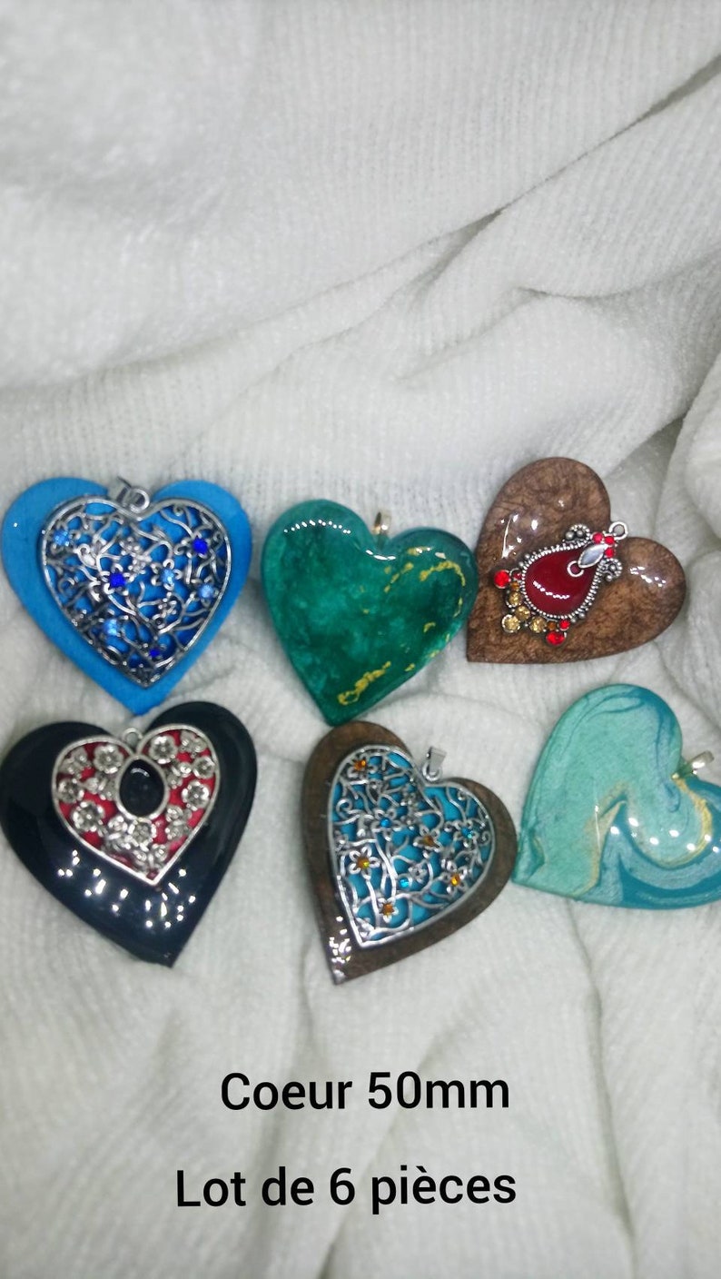 Lot of 50mm heart pendants in resinwood and metal unique handmade creations