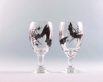 Painted Halloween Glasses, Painted Halloween Goblet Glasses, Halloween Goblets, Halloween Gifts, Set of Two