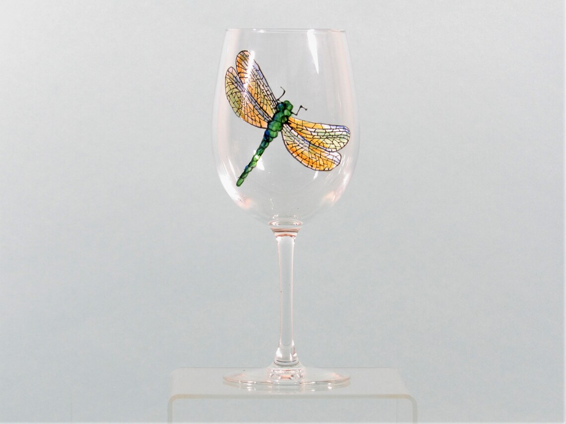 Painted Dragonfly Wine Glasses Set Dragonfly Wine Glass Gift Etsy