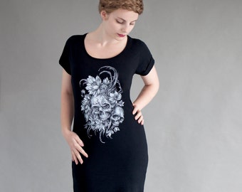 Skull Tee-shirt - Skull Tunic - Skull Long top - Skull and flower tee - Organic t-shirt - Handmade -