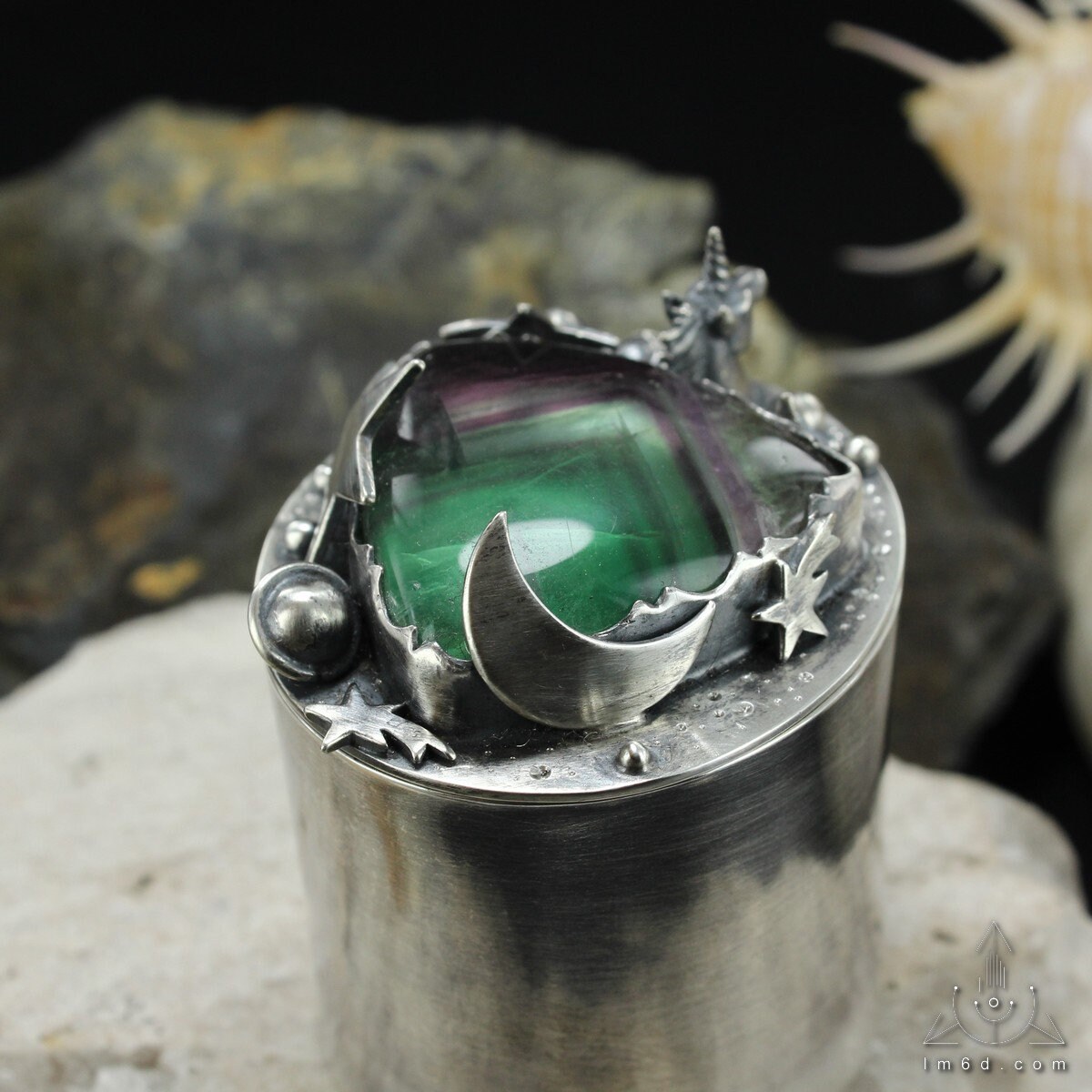 Boîte à Bibelots Précieux avec Fluorite Arc-En-Ciel - Fait La Main A0038