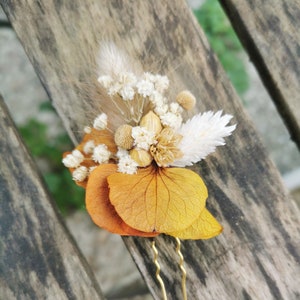 Pic à cheveux / chignon Ambre hortensias jaune moutarde, fleurs séchées et stabilisées jaune, naturel, caramel image 1