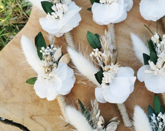 Groom and witnesses boutonniere &quot;Oria&quot; dried and stabilized flowers, eucalyptus, white, ivory, gold