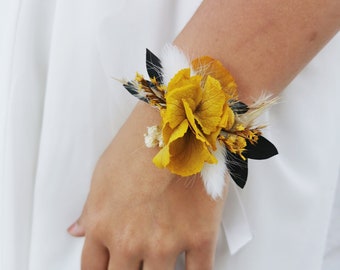 Bracelet demoiselle d'honneur "Hélia"  fleurs séchées et stabilisées blanc et jaune