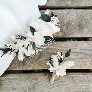 Groom buttonhole and witnesses "Isidore" dried flowers, preserved ivory, white hydrangeas and foliage