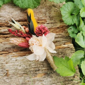 Groom&#39;s buttonhole and witnesses &quot;Maeve&quot; dried flowers, preserved plants and ferns raspberry orange mango burgundy