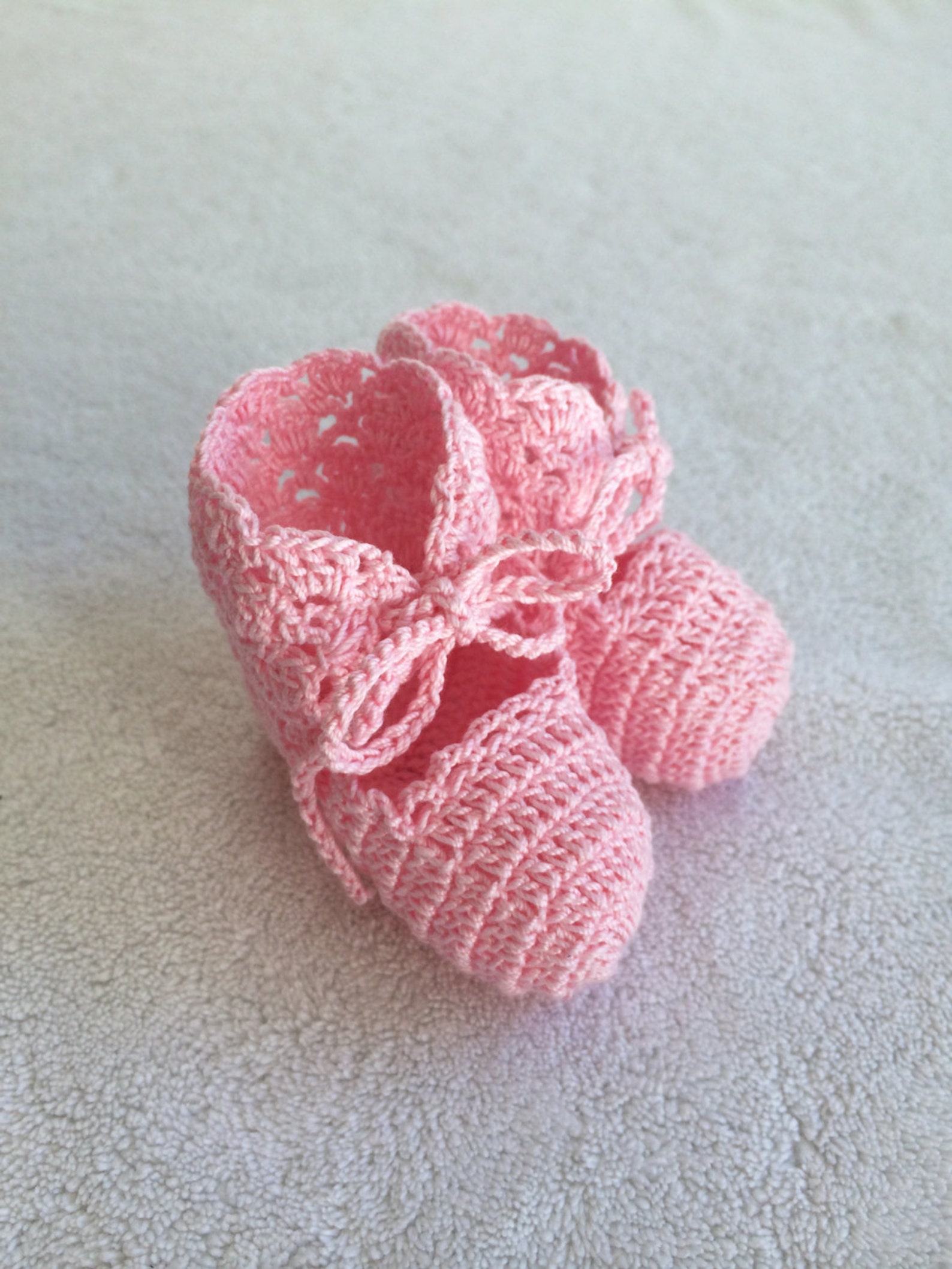 hand knit baby shoe gift - pink - baby girl booties - babyshower gift - baby gift - knit baby ballet booties - baby keepsake - e hand knit baby shoe gift - pink - baby girl booties - babyshower gift - baby gift - knit baby ballet booties - baby keepsake - e
