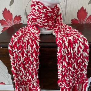 Ladies scarf red and cream heavy weigh warm soft feel hand knitted