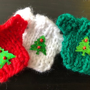 Abbellimenti per realizzare biglietti di auguri per maglioni natalizi 6 mini frontali di maglioni con alberi Toppers Bellissimi maglioni lavorati a maglia