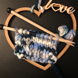 Knitter’s gift Heart plaque I love knitting knitters gift hanging decorations