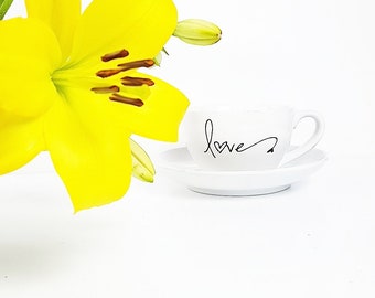 Cappucchinotasse with saucer "Love"