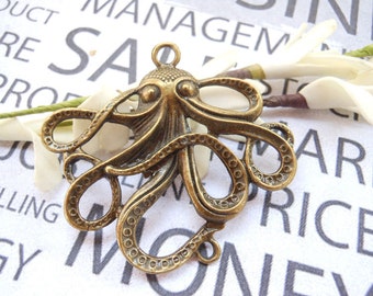 10 pcs of Antique Bronze 3D Octopus Charms Pendants 36x44mm
