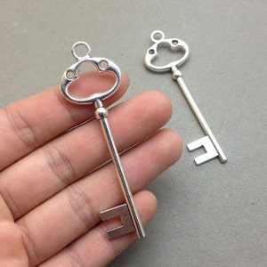10 PCS Elegant Vintage Style Antique Silver Key Charm Pendant 25x80mm