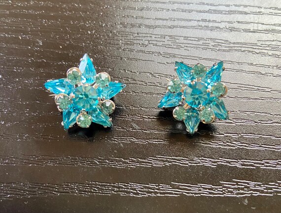 Two Small Blue Rhinestone Pins - image 3