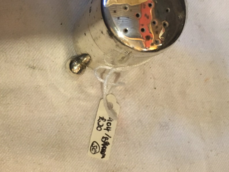 Birmingham 1904 sterling silver pepperette