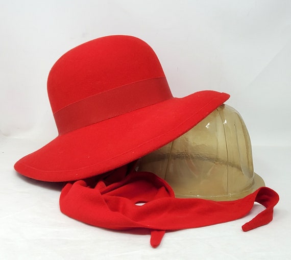Betmar Street Smart Red Wool Hat with Attached Sc… - image 1