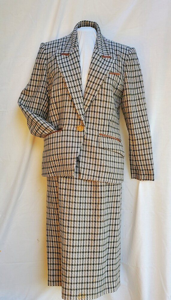 Vintage Hermes Suit - Skirt and Jacket - Size 44 -