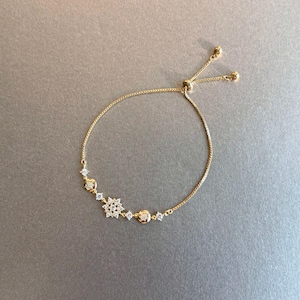 Snowflake Bracelet,Snowflake Jewelry,Crystal Snowflake Bracelet,Christmas Bracelet,Christmas Bracele,Gold Snowflake Bracelet,Gift for Her