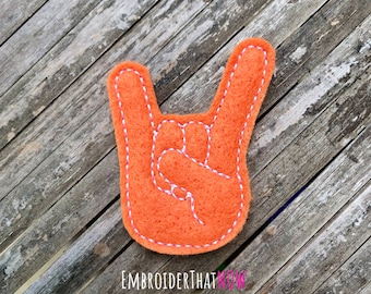Horns Up Digitale Feltie Zeichensprache Stickmuster Stickdatei ITH Projekt