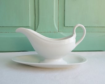 Vintage gravy boat-sauce boat-retro vintage kitchen-porcelain-Gift for Collector-white porcelain-Sauce bowl