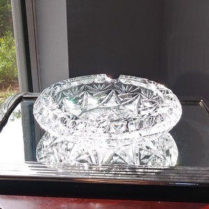 Heavy Round Glass Ashtray, Sunburst Design, Art Deco, Clear Glass, Stylized, Trinket Dish, Quality, Paperweight, Eight Inches image 3