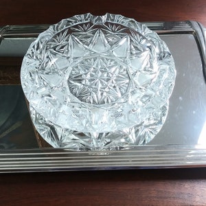 Heavy Round Glass Ashtray, Sunburst Design, Art Deco, Clear Glass, Stylized, Trinket Dish, Quality, Paperweight, Eight Inches image 5