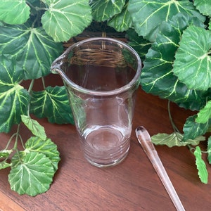 Nice Vintage Clear Glass Martini Pitcher with Glass Stirrer, Weighted, Minimalist, Modernist, The Rat Pack, Frank Sinatra, Dean Martin