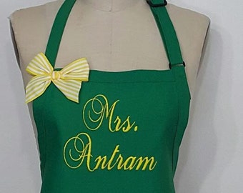 Kelly Green Personalized apron with Yellow embroidery thread / Mrs. Antram Monogrammed apron / Women's personalized apron.