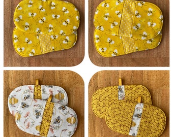 Mini Oven Mitts - Mini Pot Holders - Mini Oven Mittens - Kitchen Oven Mitts - Fingertip Oven Mitts - Fingertip Pot Holders - Bees Mittens