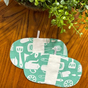 Mini Oven Mitts Set of 2-Mini Pot Holders-Mini Oven Mittens-Kitchen Oven Mitts-Oven Mitts-Fingertip Pot Holders-Kitchen Tools - BBQ