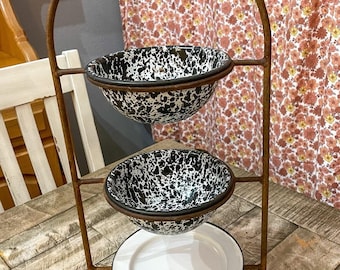 Vintage Metal Bowl Plate Stand 3 Tier Enamelware Splatter Bowls Fruit Display
