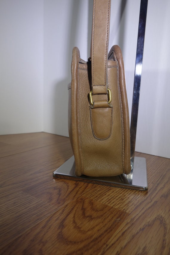 Rare! 1970s COACH Blazer bag NYC putty color clas… - image 4