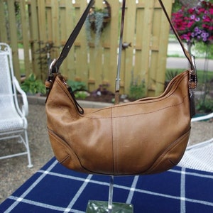 Vintage COACH SOHO Hobo Leather Shoulder Bag Soft Supple Durable