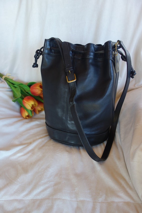 Vintage coach leatherware black Gem