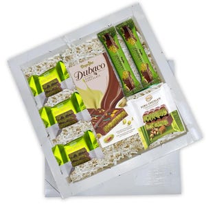Dubai Chocolate Bar Pistachio Filling | Viral TikTok Chocolate | Gourmet Middle Eastern Dessert | Premium Pistachio Chocolate Gift |Handmade