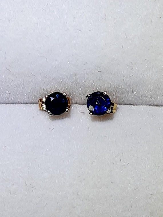 Brand New 14k Gold Sapphire Earrings,Collectors