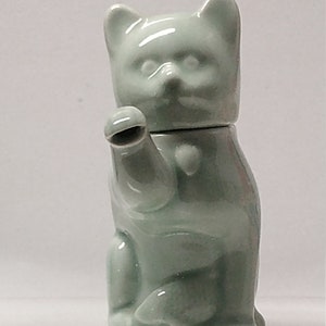 Vintage Porcelin Maneki Neko Fortune Cat Tea Jar,6.25&quot;x6.25&quot;,Good Condition