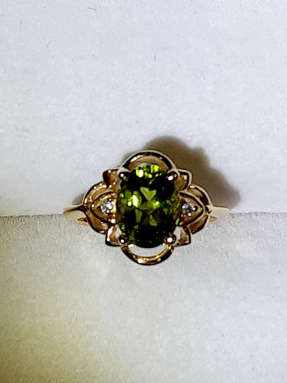 New Lady's 14k Gold Peridot Ring,Size 6.5,Collecto